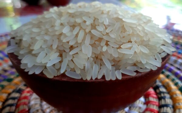 Riz entier étuvé